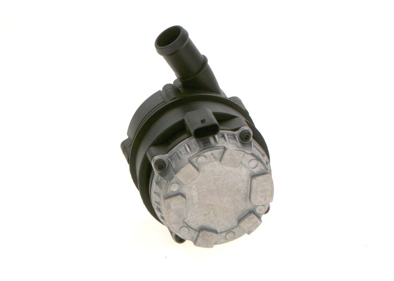 Lisävesipumppu (jäähdytysnestekierto) - 0 392 024 029
