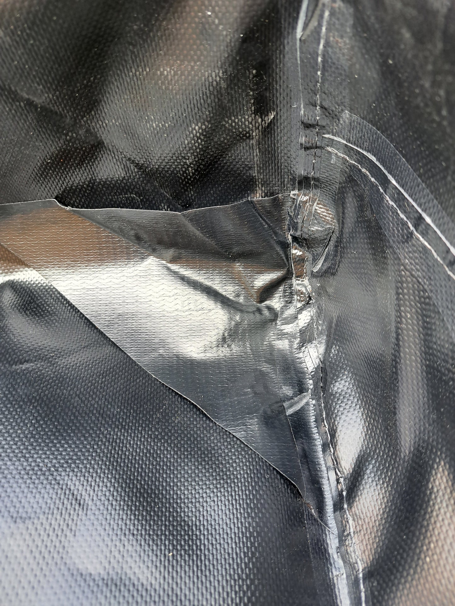 ILMA Auton kattoteltta, pitkä 1.6 MUSTA