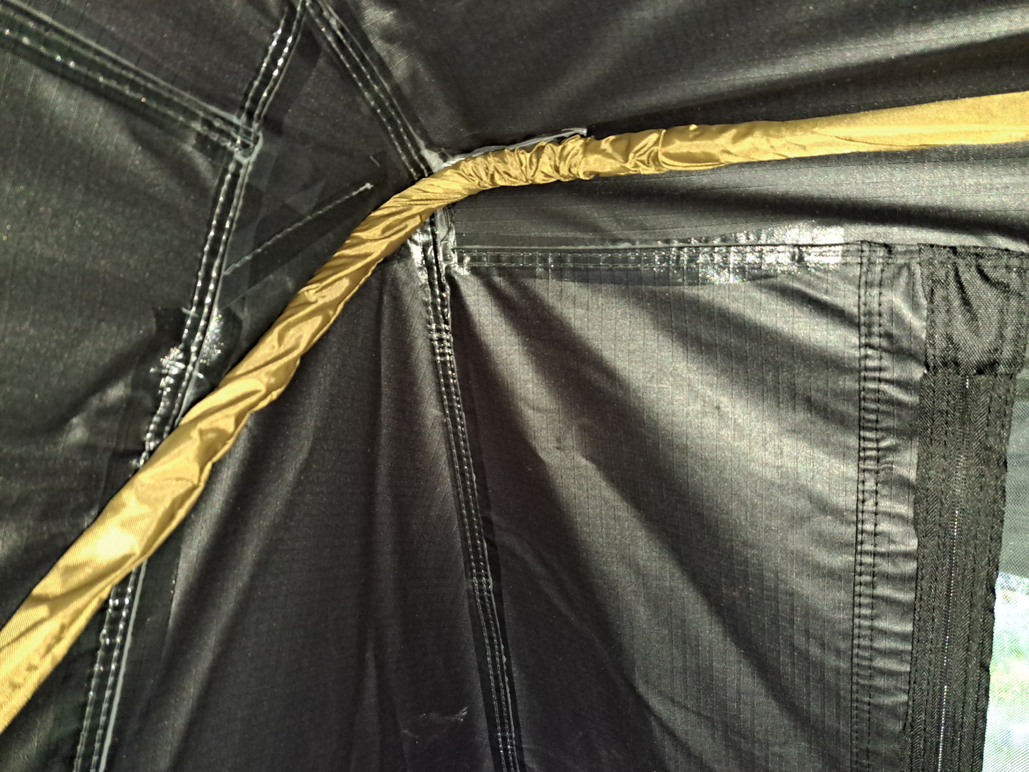 ILMA Auton kattoteltta lyhyt 1.4 MUSTA