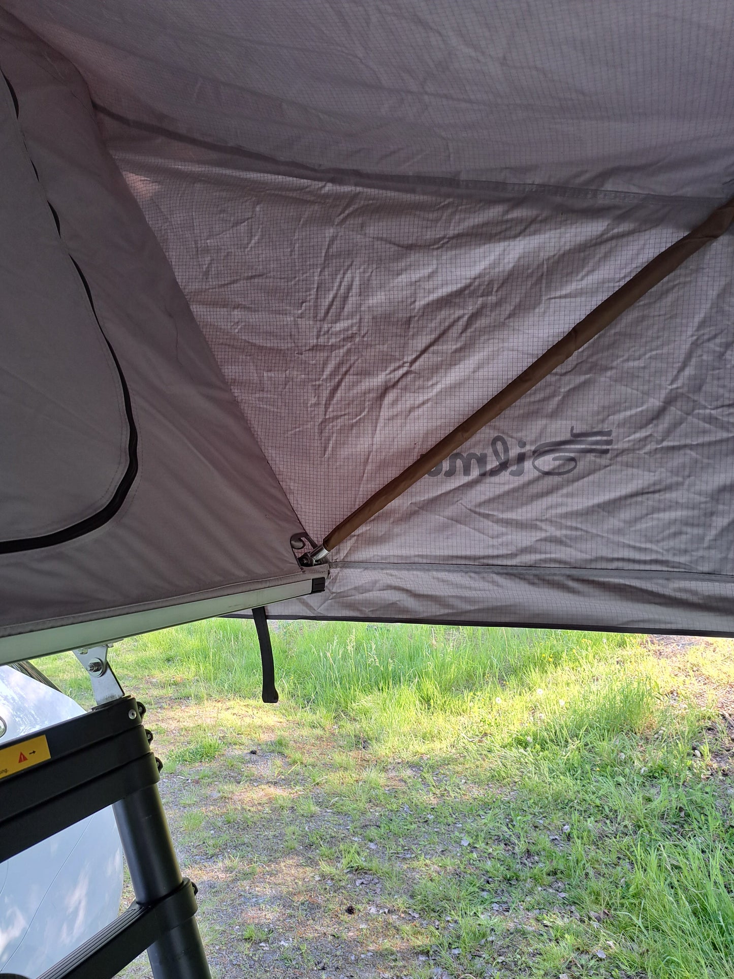 ILMA Auton kattoteltta pitkä 1.4 HARMAA