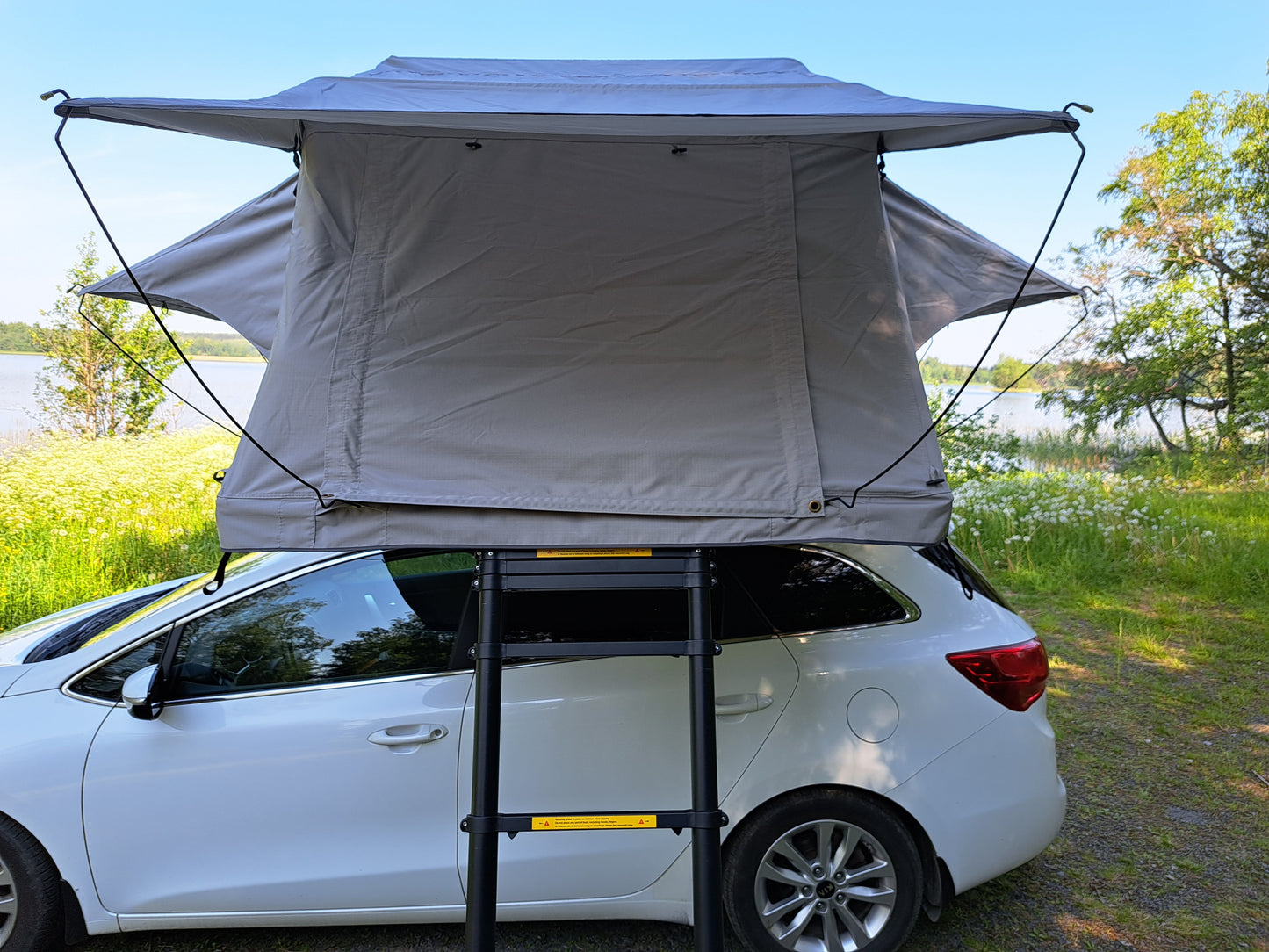 ILMA Auton kattoteltta lyhyt 1.4 HARMAA