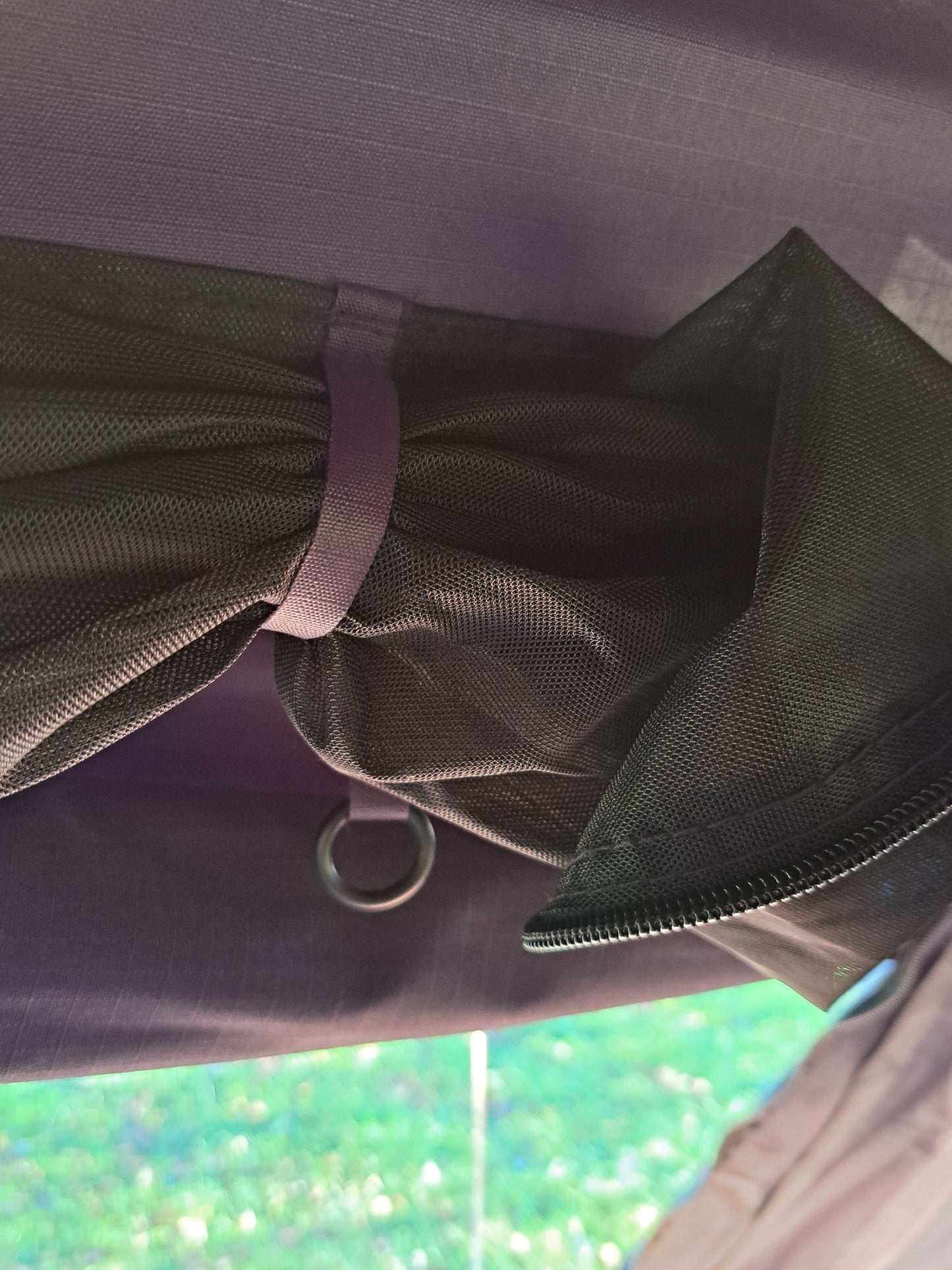 ILMA Auton kattoteltta, pitkä 1.6 MUSTA