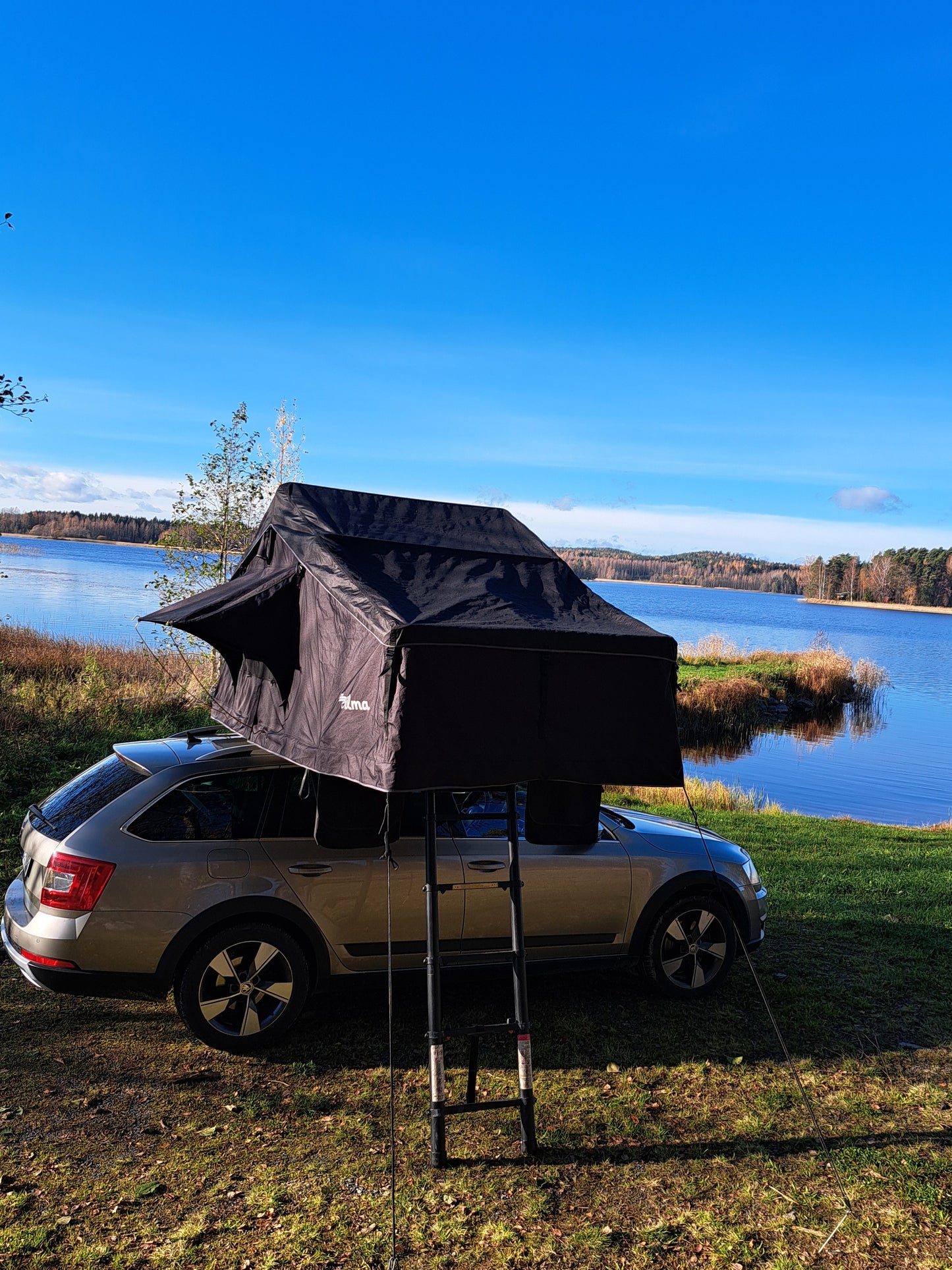 ILMA Auton kattoteltta, pitkä 1.6 MUSTA