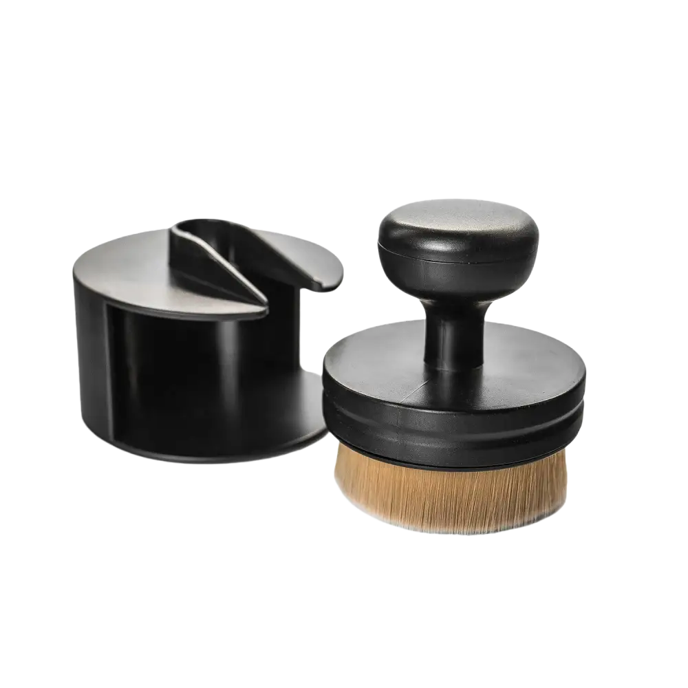 BadBoys Mini Brush for Tire Dressing Application - Rengashoitoainelevitin