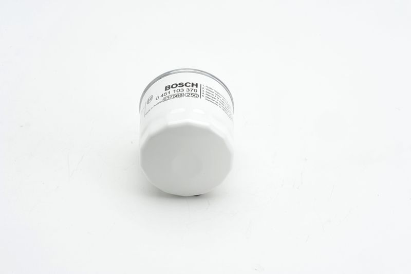 Öljynsuodatin - 0 451 103 370