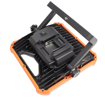 Robota DC-L18V akkukäyttöinen COB Led työvalo