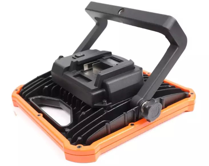 Robota DC-L18V akkukäyttöinen COB Led työvalo